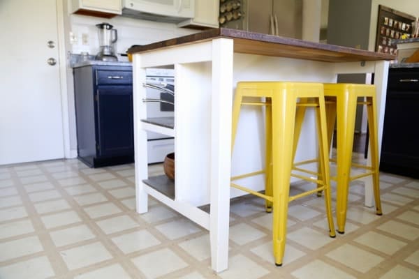 Kitchen island 2025 with chairs ikea