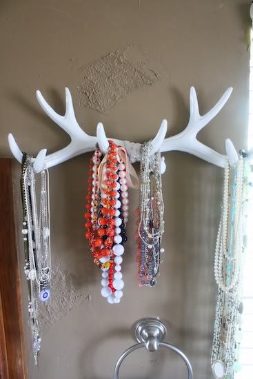 antler wall-hanging necklace holder