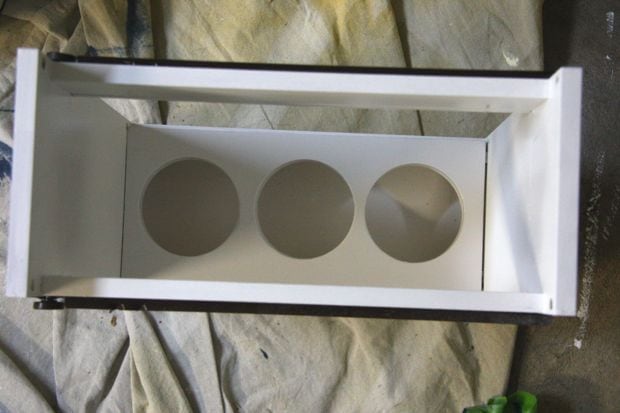 creando un cajón para botellas