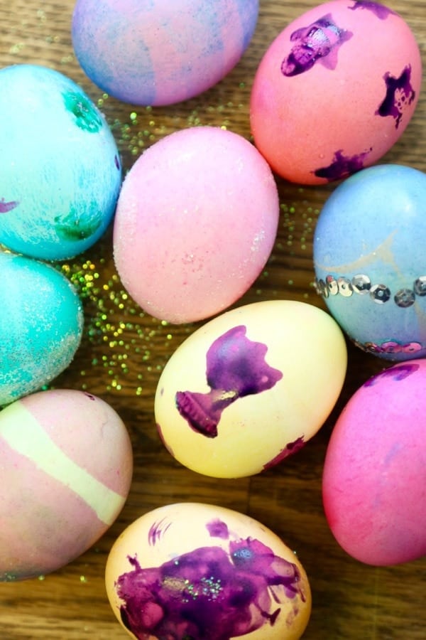 How to Dye Easter Eggs With Toddlers