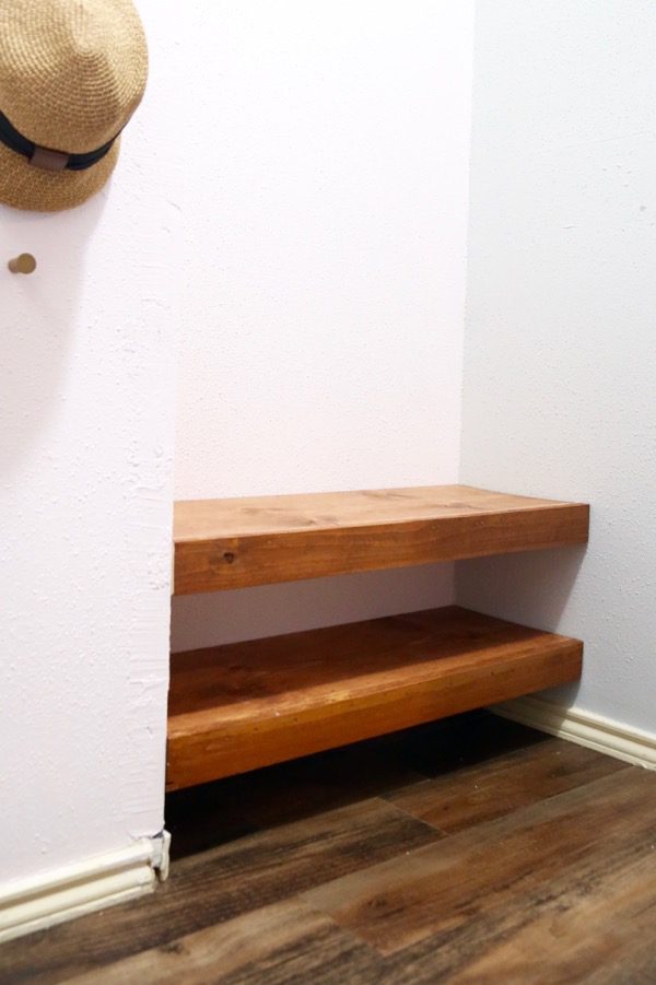 Plan for DIY floating shelves