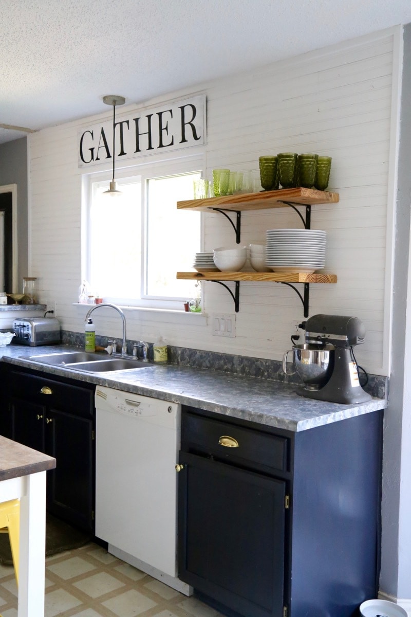 DIY painted kitchen countertops that look like granite