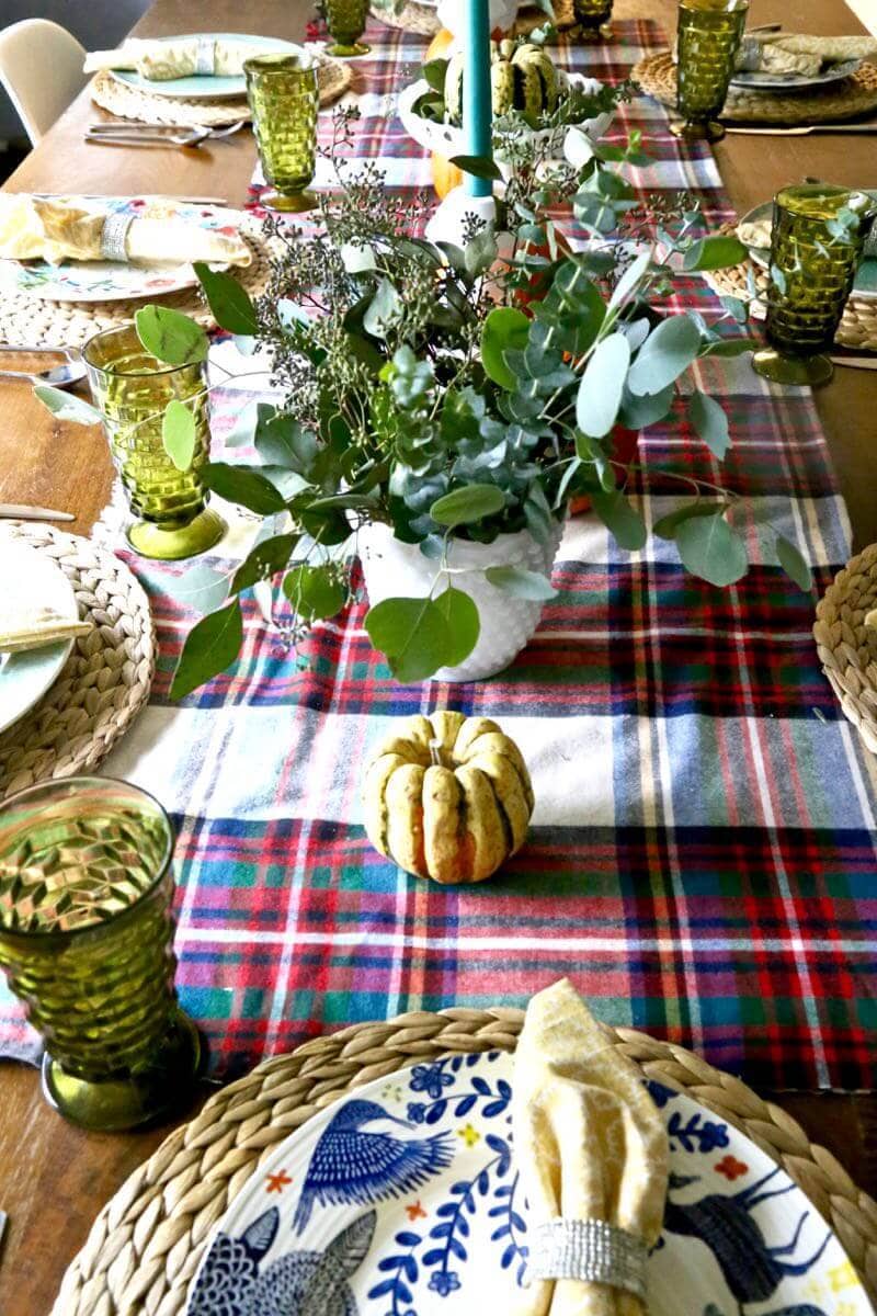 How to get your home guest ready and have your table setting all prepped and planned for Thanksgiving - long before the big day. Great ideas for decorating your table for Thanksgiving! This tablescape is beautiful! 