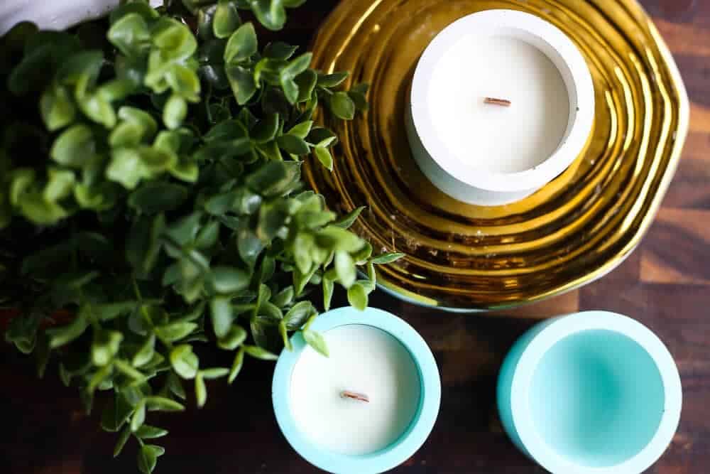 A really quick and easy tutorial for DIY candles and candleholders. It's really easy to make your own candles, and these even have wood wicks!