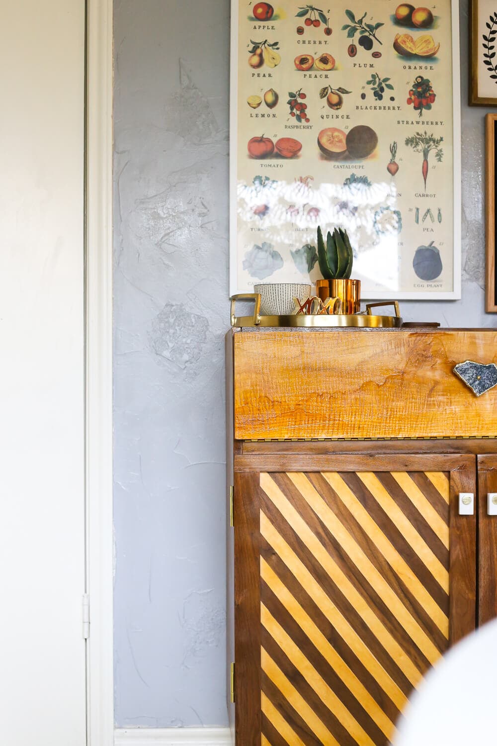 Gorgeous gallery wall inspiration, ideas for what to hang above your bar cart, felt letter board inspiration