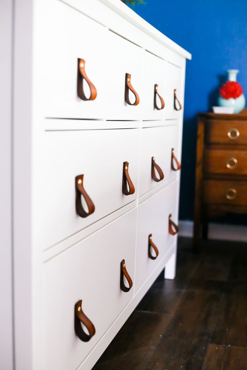 Como hacer TIRADORES de CUERO - MUY FÁCIL- How to make LEATHER Drawers  Handles - EASY - DIY 