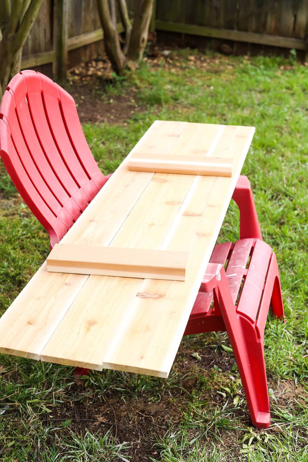 DIY Tiered Plant Stand From an Old Ladder - Love & Renovations