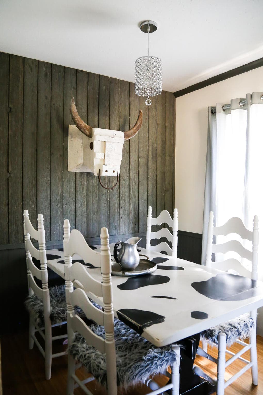 A peek into a quick family vacation in Granbury, Texas. It's one of the best spots in Texas for a quick weekend getaway, and there's so much to see and do!