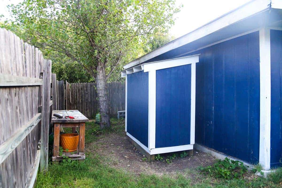 How to build an easy DIY lawn mower shed to store your yard tools.