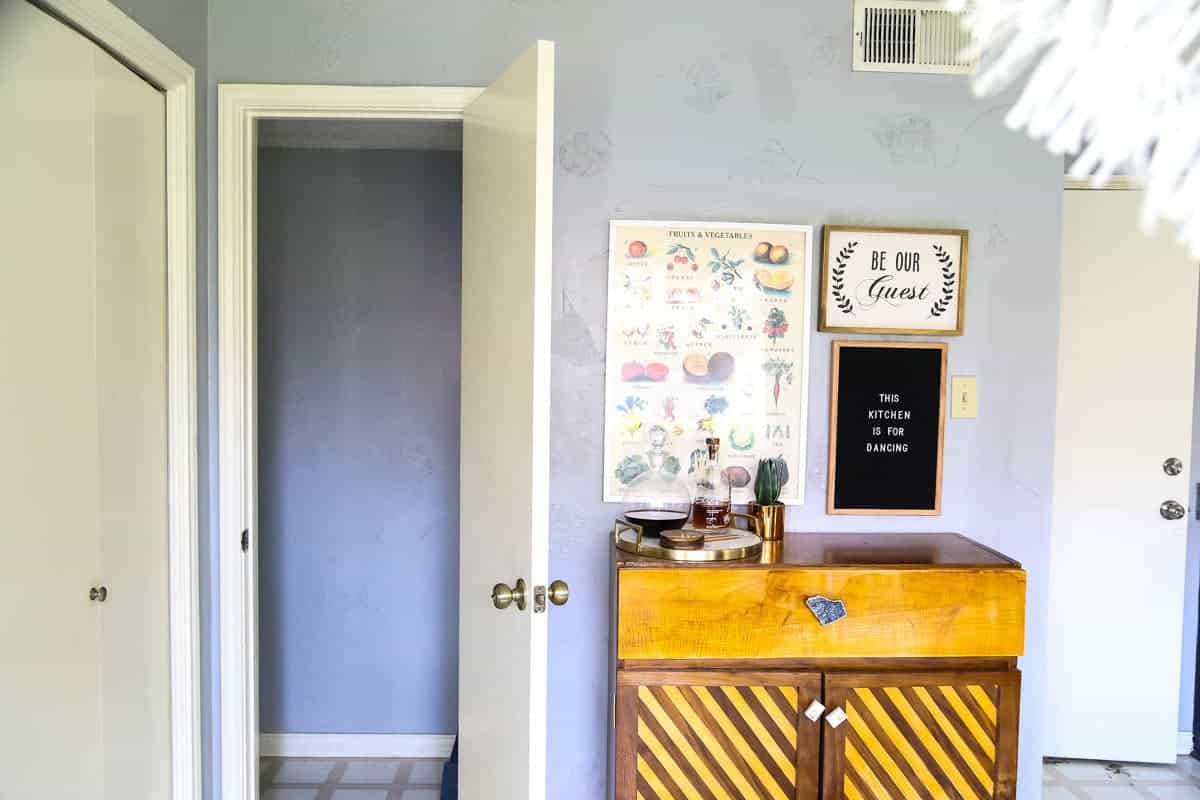 Powder Room Refresh: The Before