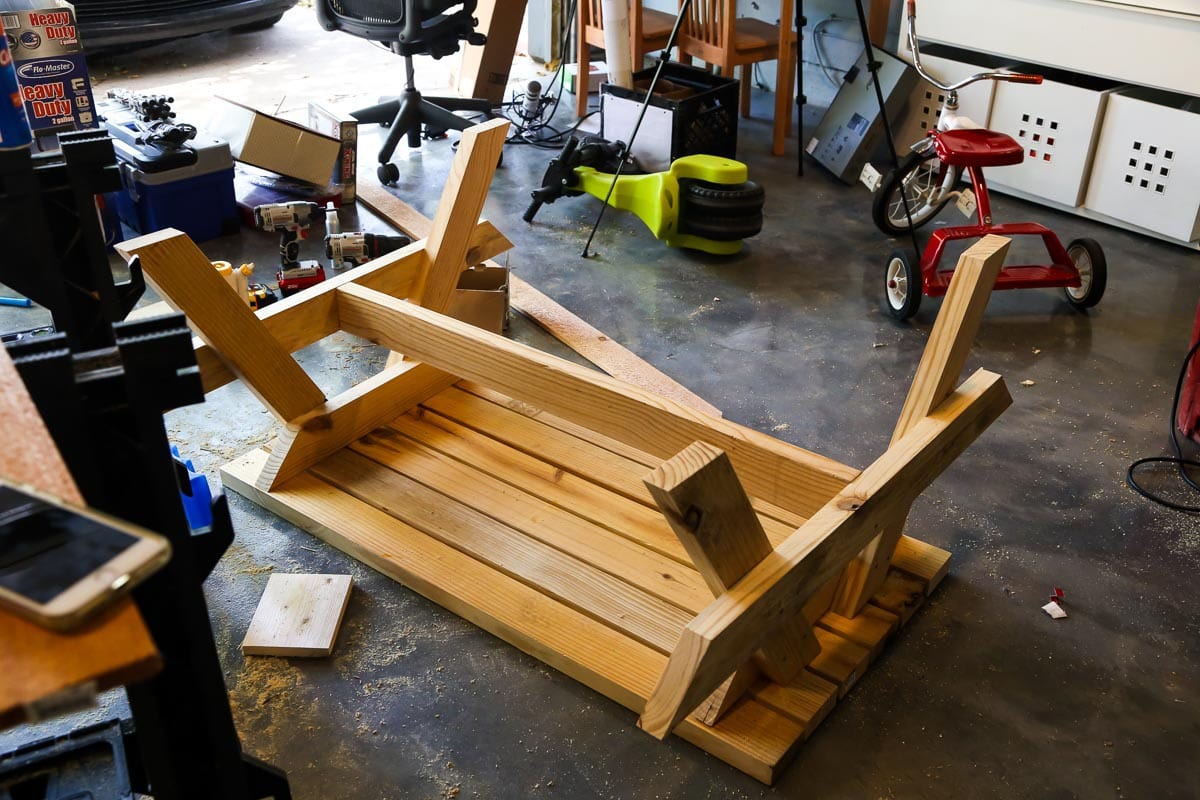 Building a DIY kids picnic table