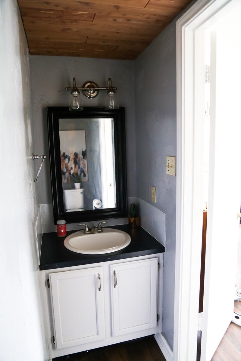 A simple and affordable powder room makeover