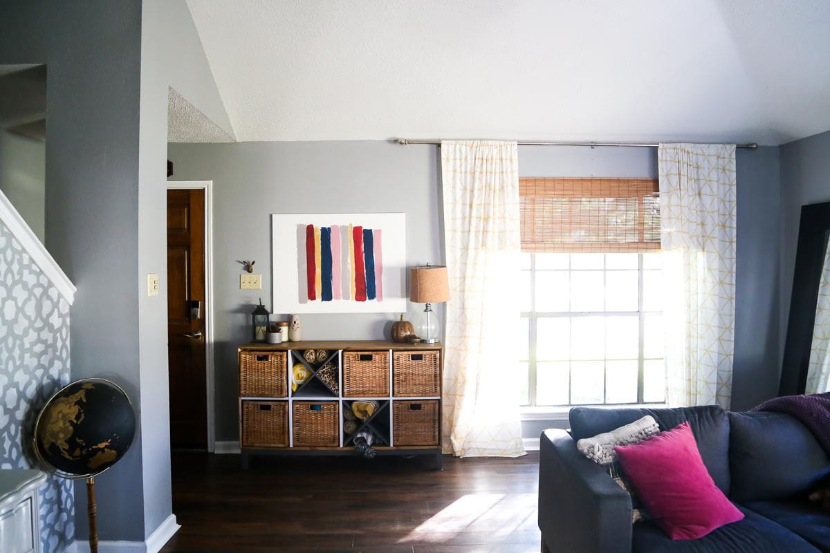 Living room and entryway renovation