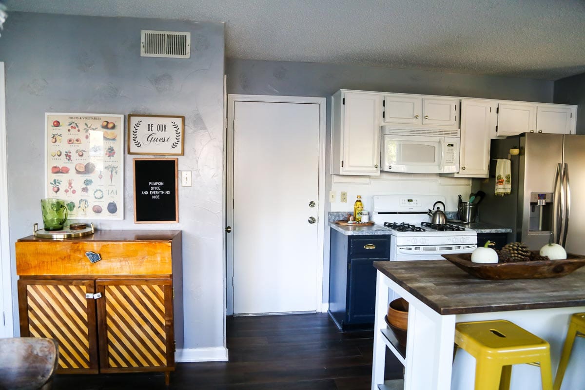 Kitchen after - right before moving out