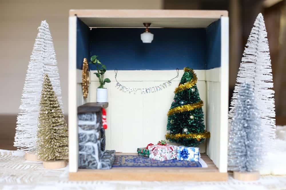 How to build a DIY miniature Christmas vignette