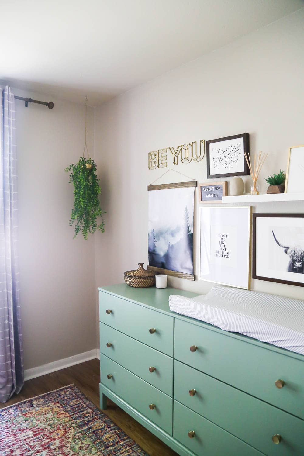 green changing table