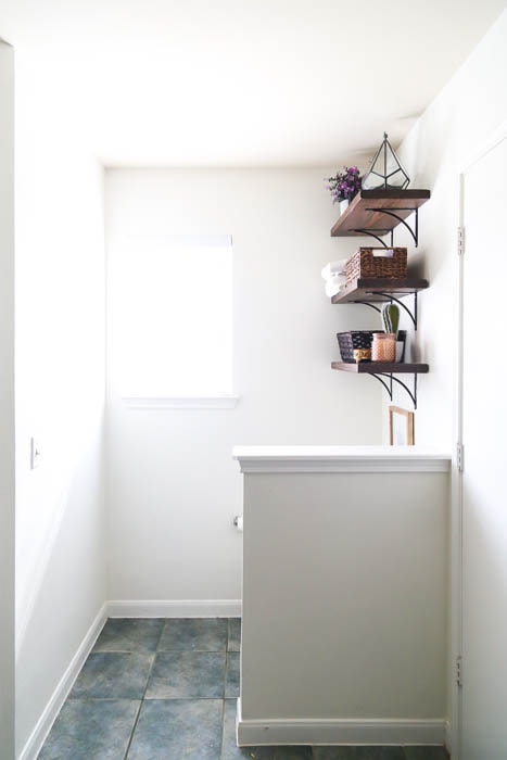 bathroom shelving