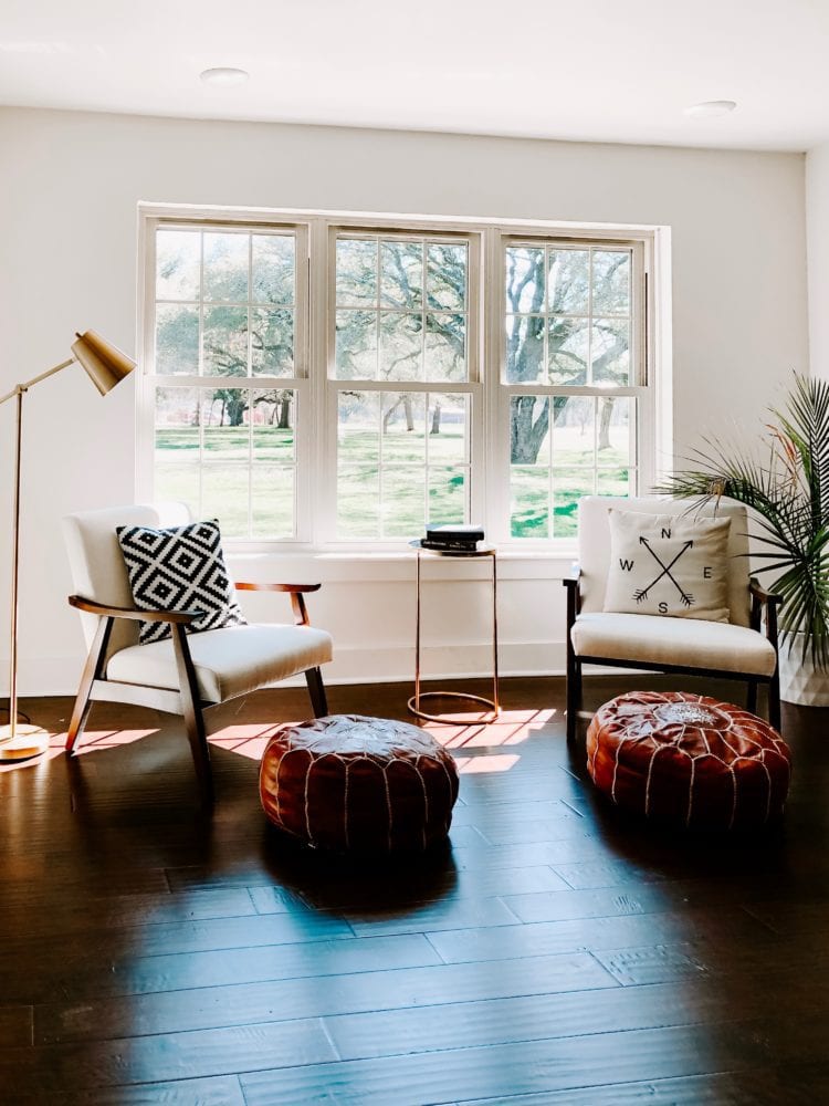 sitting area in farmhouse home