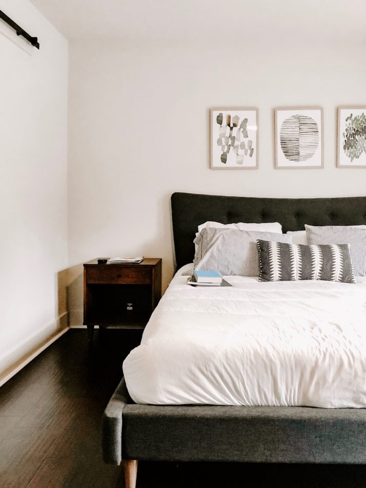 modern farmhouse bedroom