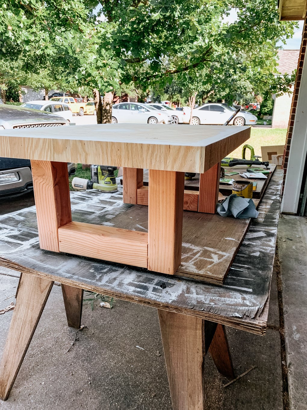 DIY Concrete Outdoor Coffee Table – Love & Renovations
