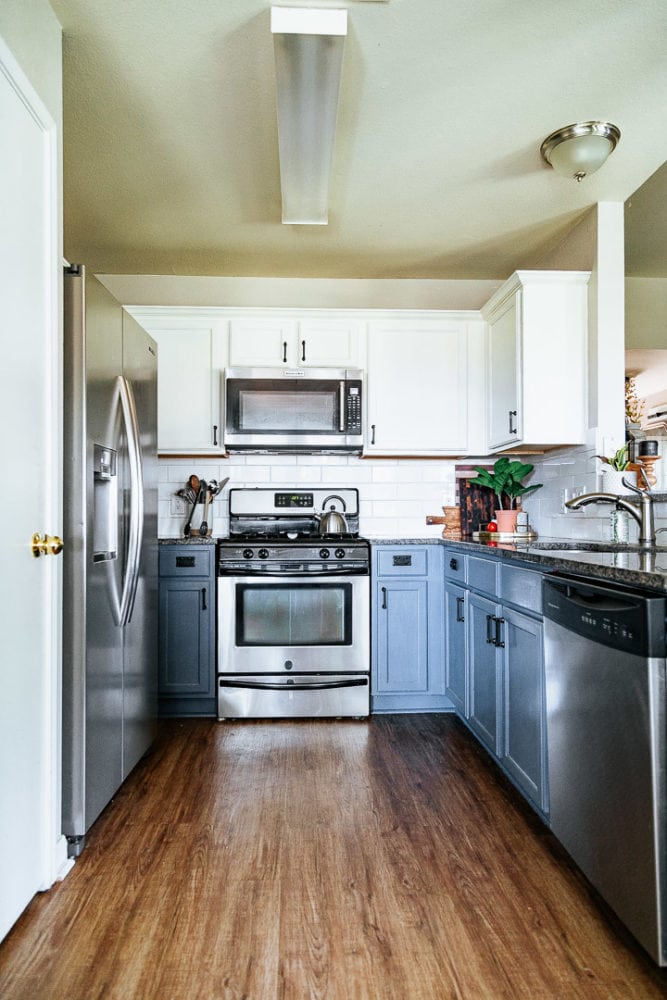 blue and white kitchen