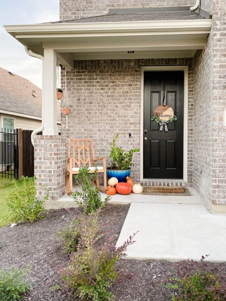 A simple fall front porch