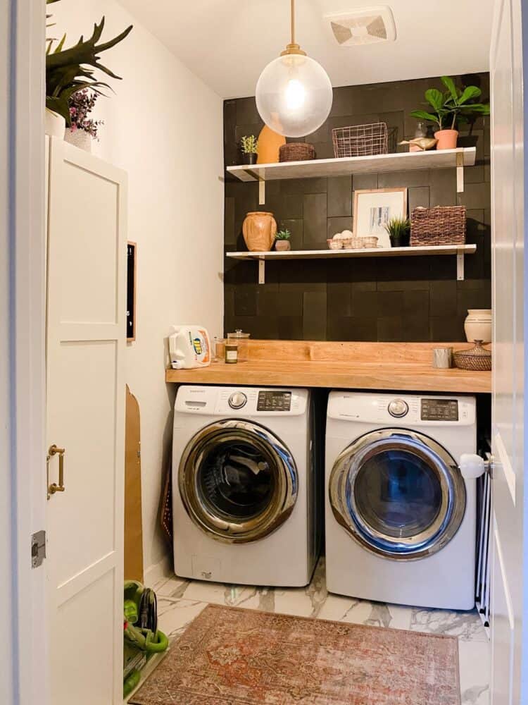 black and white laundry room