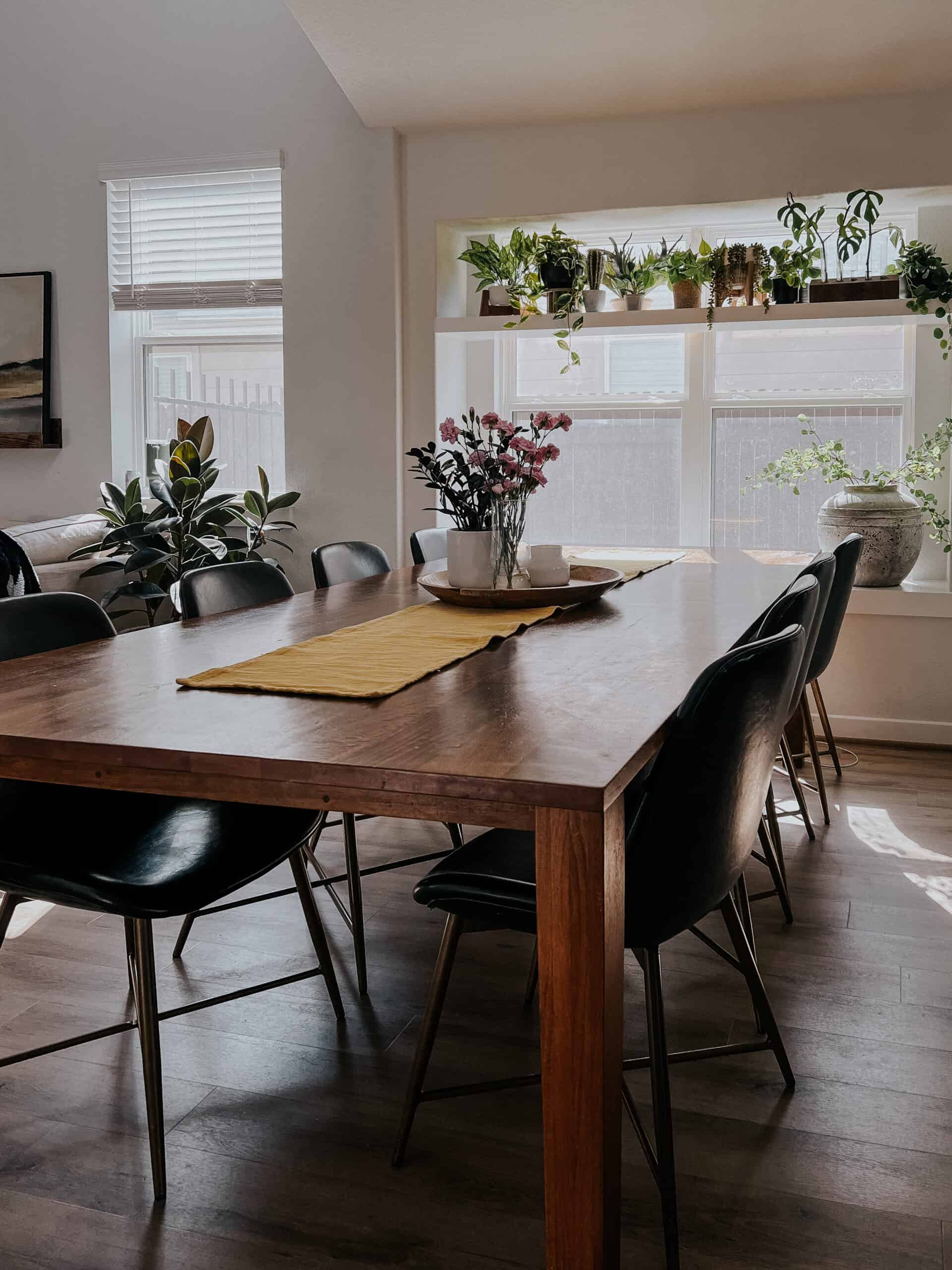 dining room with a large, deep window seat 