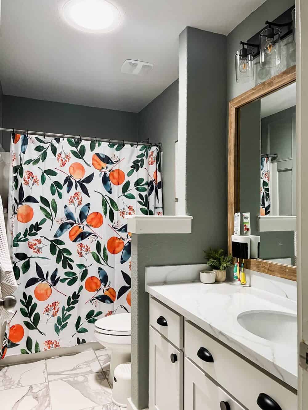 hallway bathroom with a velux sun tunnel