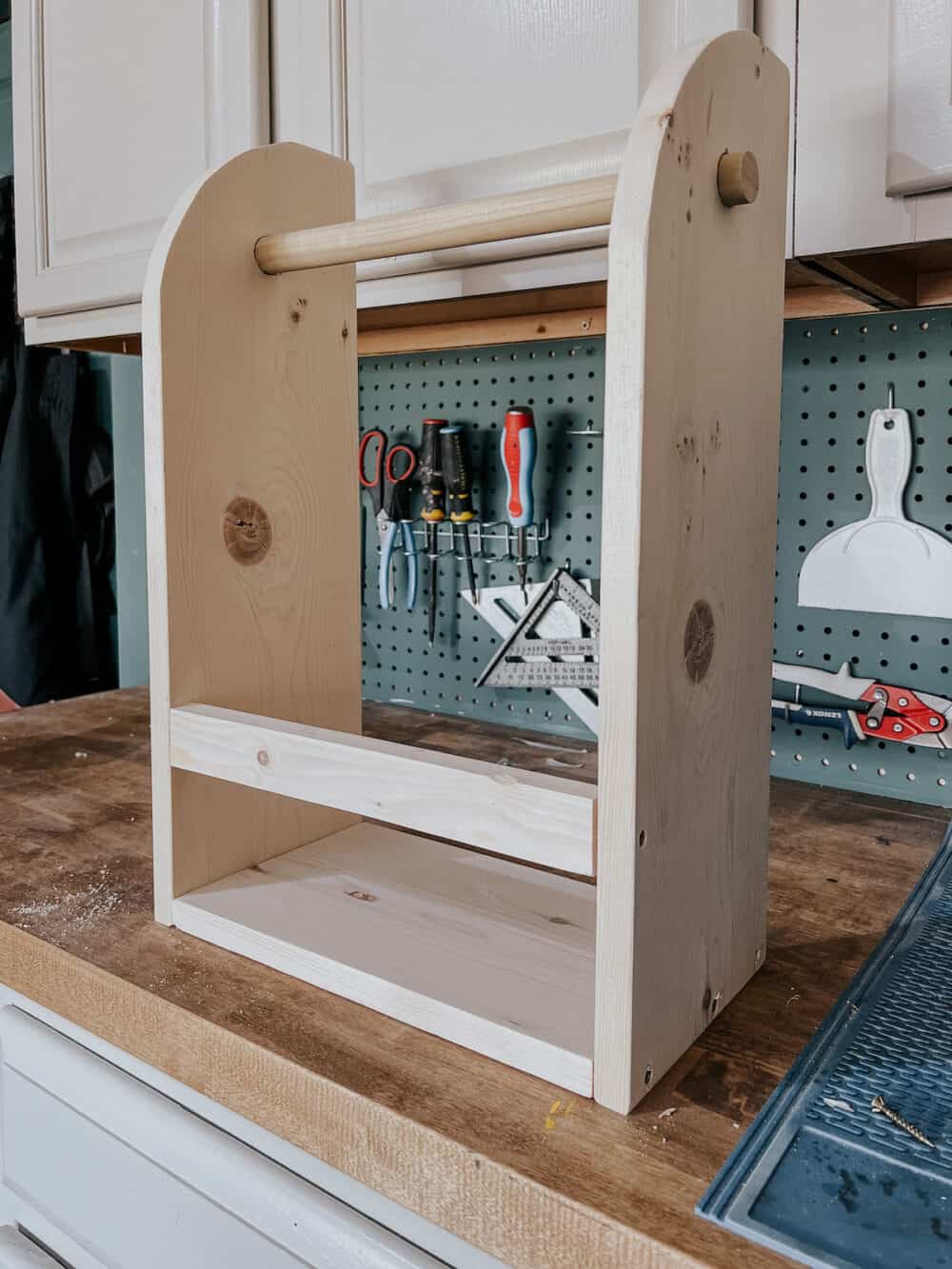 Assembled DIY cabinet door organizer 