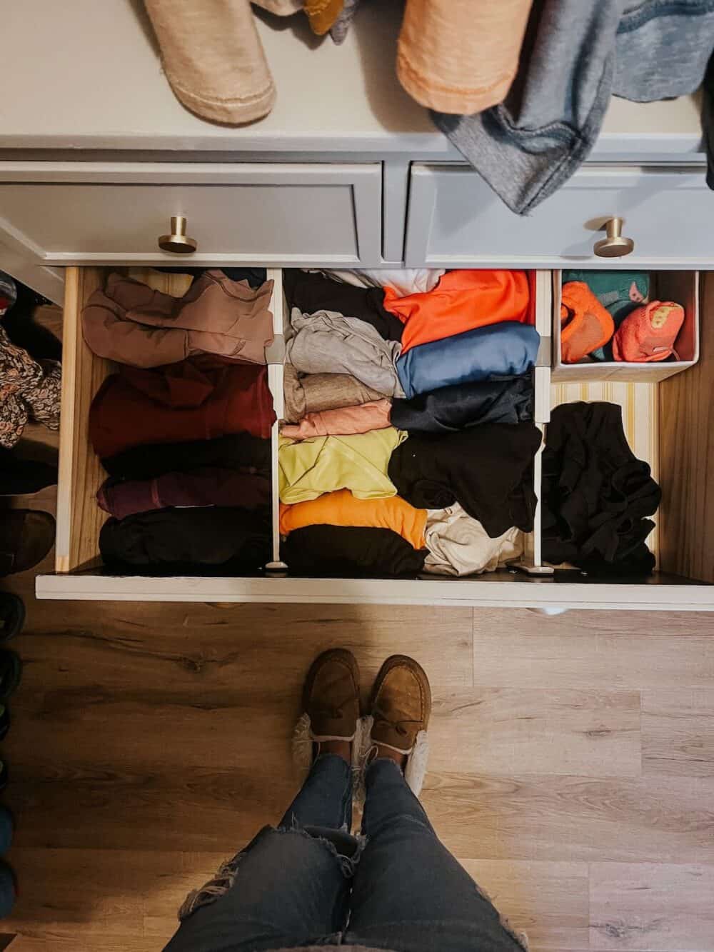 clothes drawer with drawer dividers 
