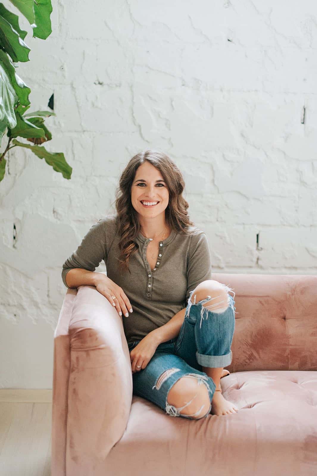 How to Decorate a Staircase Wall - Love & Renovations