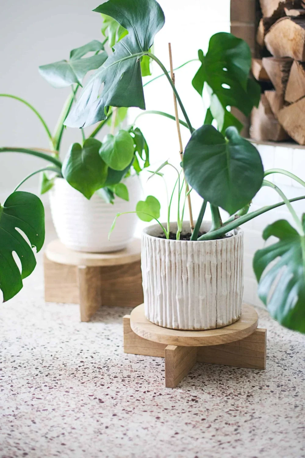 small modern tabletop plant stands 