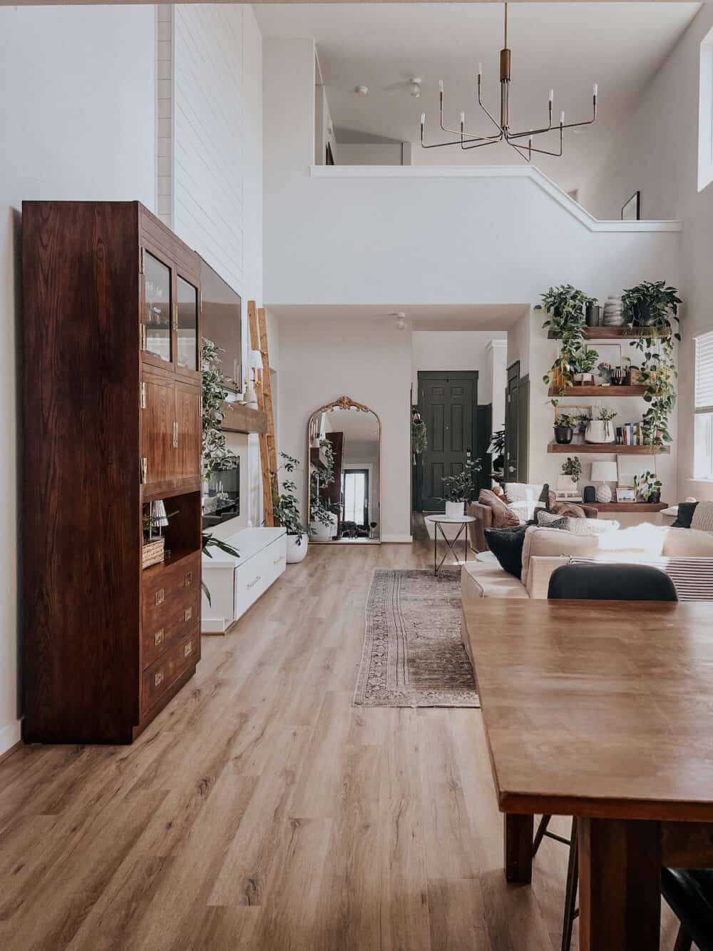 neutral and cozy living room