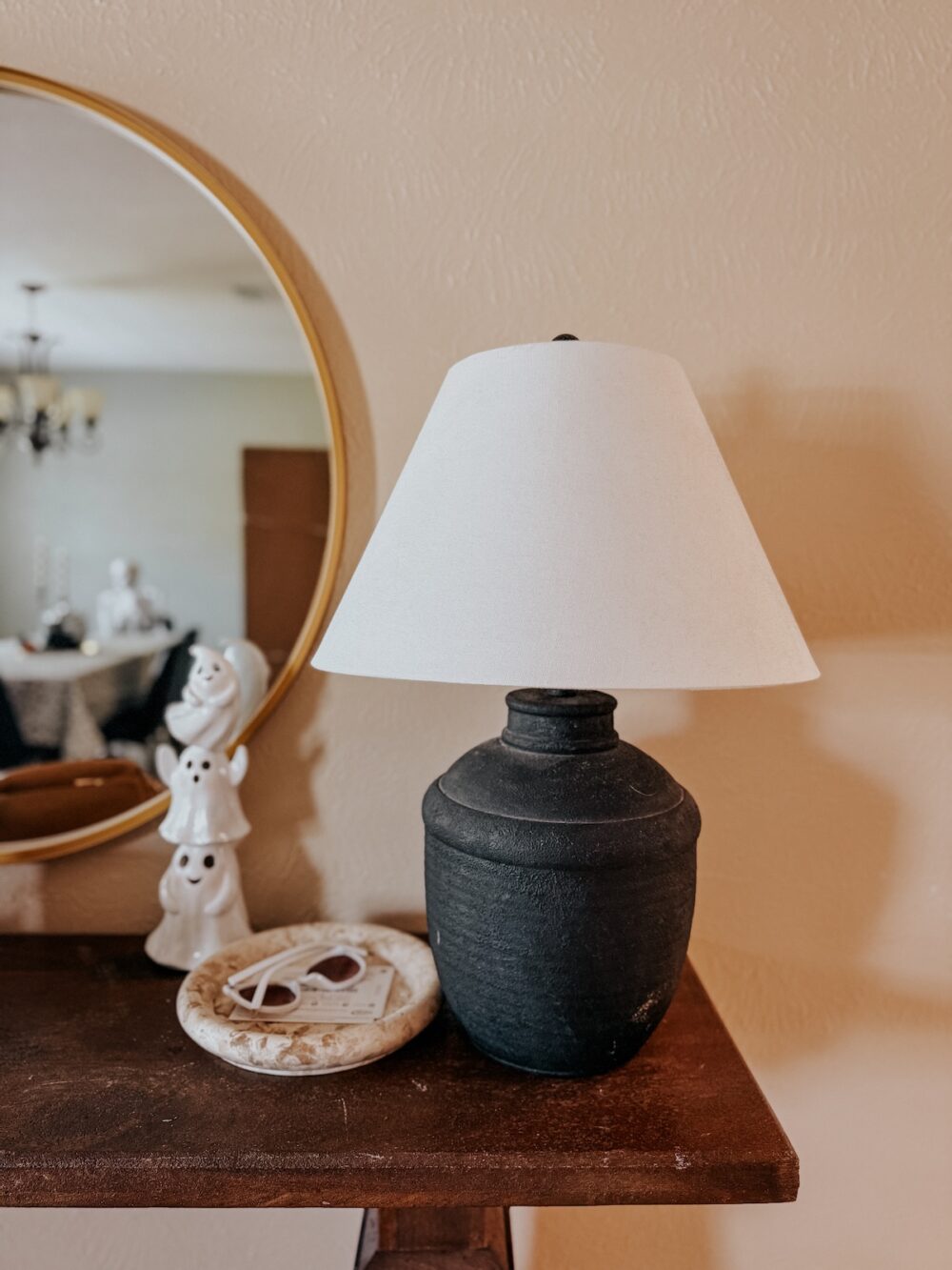 vignette decorated for Halloween