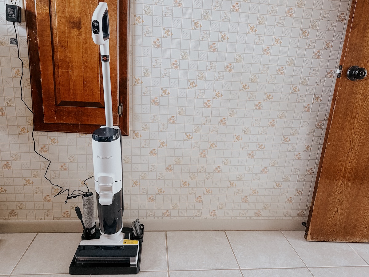 Tineco iFloor Wet Dry Vacuum Review