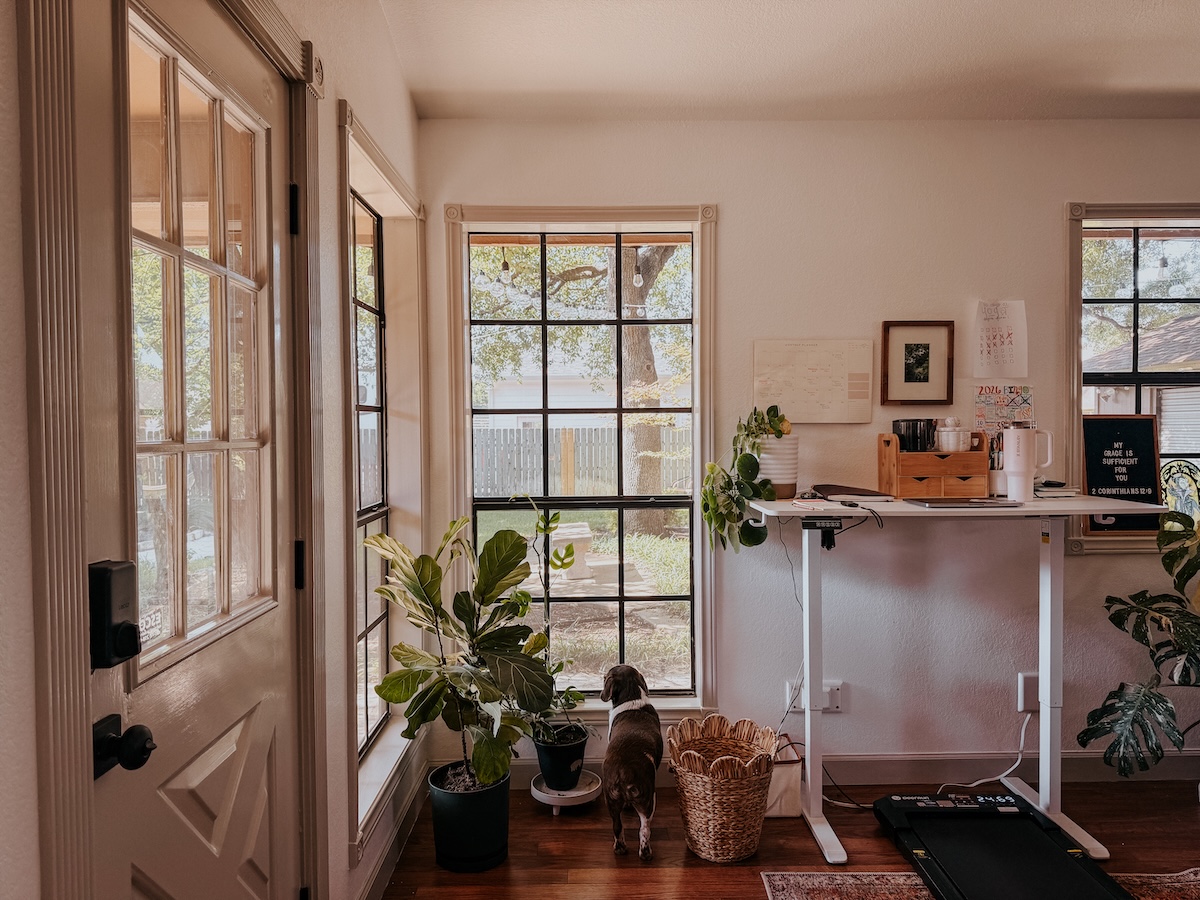 Painting Contrast Trim in My Office